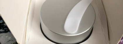 Naomi Dead Sea Cosmetics Moisturizing Day Cream - увлажняющий дневной крем с минералами мертвого моря для нормальной и жирной кожи