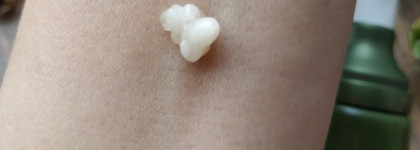 Увлажняющий гель-лосьон Origins Dr. Andrew Weil Mega-Mushroom Relief & Resilience Hydra Burst Gel Lotion