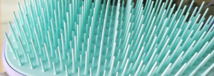 Наконец-то появилась супер расческа Tangle Teezer The Wet Detangler с удобной ручкой