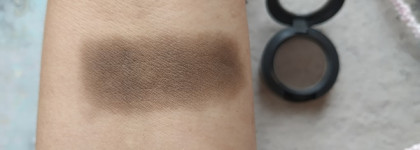 Тени для век MAC Eye Shadow в двух очень удачных оттенках Concrete и L.e.s. Artiste