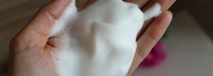 Знакомство с Icon Skin: пенка для умывания, тоник с кислотами, энзимная пудра и баттер для тела