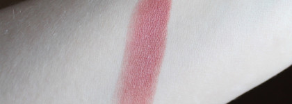 Лучший нюд этой весны. L'Oreal Paris Color Riche Les Nus Insolent Lipstick в оттенке 173 Impertine + небольшое сравнение с популярным оттенком Charlotte Tilbury Pillow Talk