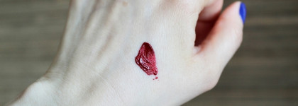 OK Beauty Color Salute Matt & Stay в оттенке Dita. Далеко от идеала, но красиво