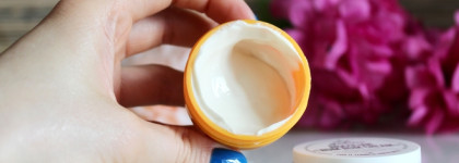 Два любимых крема для тела из разных ценовых сегментов: яркий тропический Sol de Janeiro и согревающий Eveline