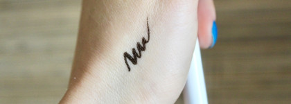 Подводка-фломастер Makeup by Mario Master Mattes Liquid Liner в оттенке Super Black