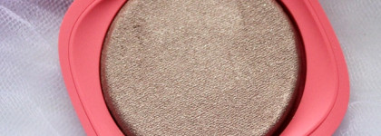 KIKO Milano Mood Boost Radiant Blush в оттенке 01 Cappuccino Cake: самые необычные румяна в моей коллекции