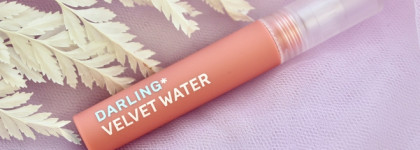 Нежная муссовая помада Darling* Velvet Water в оттенке 01