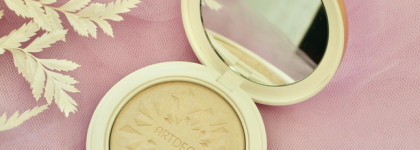 Мягкий и деликатный: хайлайтер ArtDeco Glow Highlighting Powder