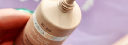 Легкий тон для весны. Белита LAB Colour Ecoskin SPF15 в оттенке 01 Light