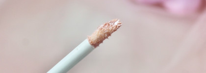 Волшебные сияющие тени Vivienne Sabo Liquid Eyeshadow Artiste 24/7 в оттенке 01 Argent Brillant