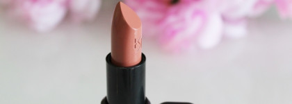 Карамельный нюд. Kiko Milano Smart Fusion Lipstick в оттенке 404 Rosy Biscuit