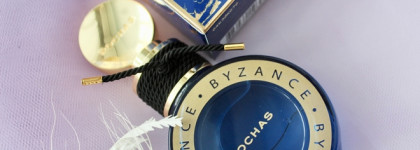 Пудровый, тёплый, уютный и вкусный Rochas Byzance