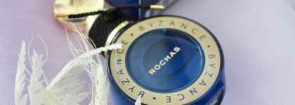 Пудровый, тёплый, уютный и вкусный Rochas Byzance