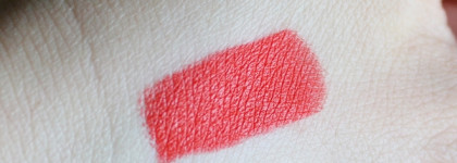 Идеальный теплый красный. MAC Matte Lipstick в оттенке 607 Lady Danger