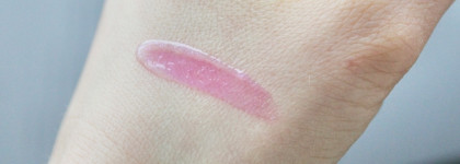 Шикарная фуксия. Блеск-тинт для губ Vivienne Sabo Tint Magique Histoires Infernales