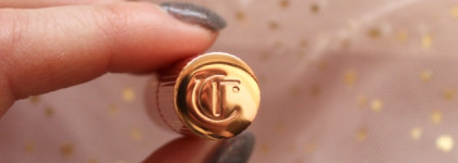 Маленькое чудо. Charlotte Tilbury Matte Revolution Lipstick в оттенке M.I. Kiss