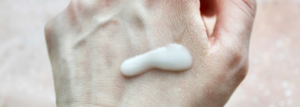 Такой неоднозначный Laboratorium. Тестирую гидролат, мицеллярную воду, сыворотку и молочко для тела