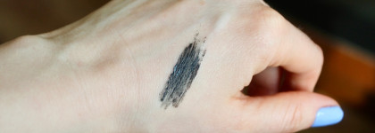 Relouis Touché High Volume & Definition Mascara в чёрном оттенке