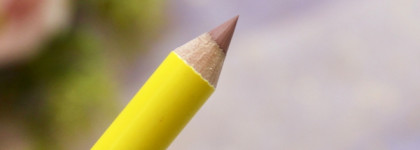 И снова нюд! Карандаш для губ Vivienne Sabo Lemon Citron в оттенке 01