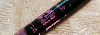 Essence Pink is the New Black Colour-Changing Lip Tint: бюджетная находка для очень ярких и красивых губ