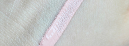 Бюджетная находка для свежего взгляда без тёмных кругов: Essence Correct & Conceal Under Eye Brightening Concealer в оттенке 10 Light