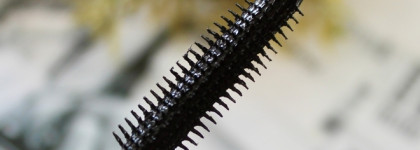 Тушь с необычной щёточкой: ArtDeco Twist for Volume Mascara в оттенке Black