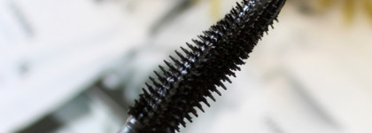 Тушь с необычной щёточкой: ArtDeco Twist for Volume Mascara в оттенке Black