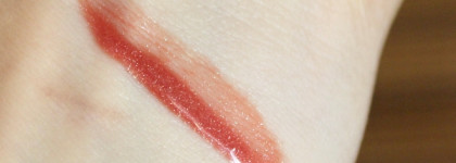 Идеальный нюд на каждый день: блеск для губ Max Factor 2000 Calorie Lip Glaze в оттенке 170 Nectar Punch