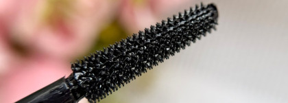 Divage AI: обзор термотуши, спарклов в двух оттенках и подводки с тонким аппликатором