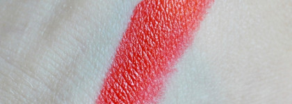 Яркий красный этой весны: Kiko Milano Hydro Lip Stylo в оттенке #11 Blood Orange