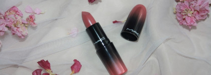 Любимица от MAC Love Me Lipstick в оттенке 405 Under The Covers