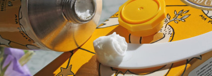 Воздушный крем для рук Жимолость-Карите L'Occitane х Catelbajac