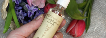 Гидролаты OrganicZone: роза и лаванда