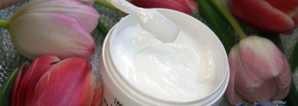 Два «кокоса» Ecobox: маска для волос и скраб для тела