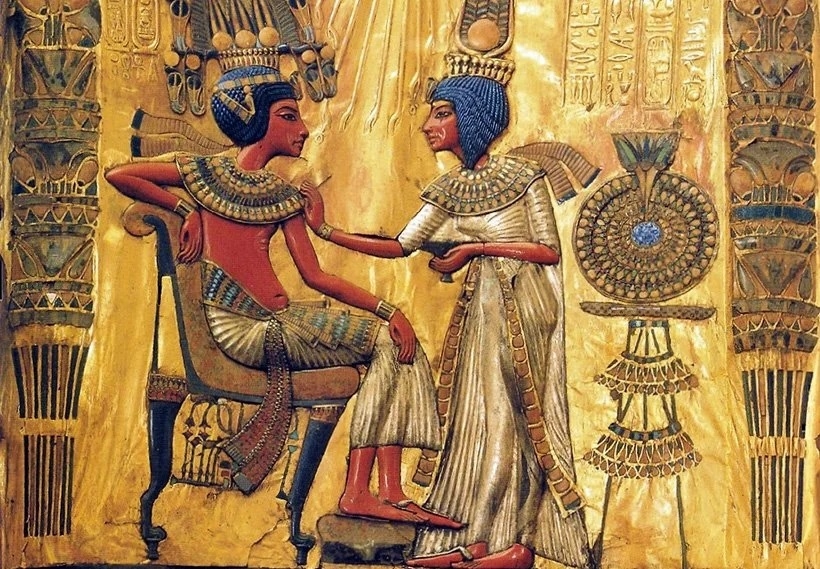 Тутанхамон и его жена (и сестра ?) Анхесенамон