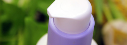 Знакомство с косметикой Iqcare: гель для умывания и увлажняющий тоник