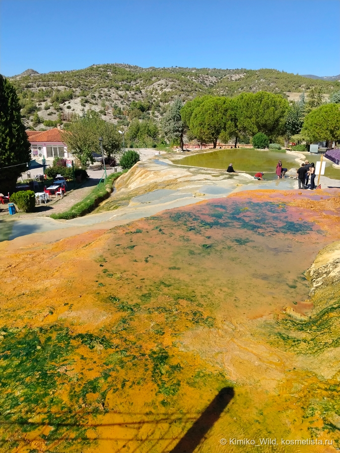 Источник Кырмызы Су в Карахайыте