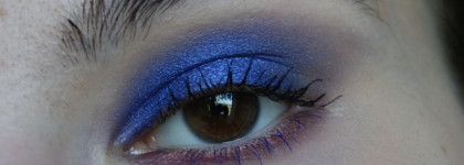 Такая маленькая и такая капризная - однушка теней для век Bronx Colors Single Slide Shadow в оттенке "Air force blue"