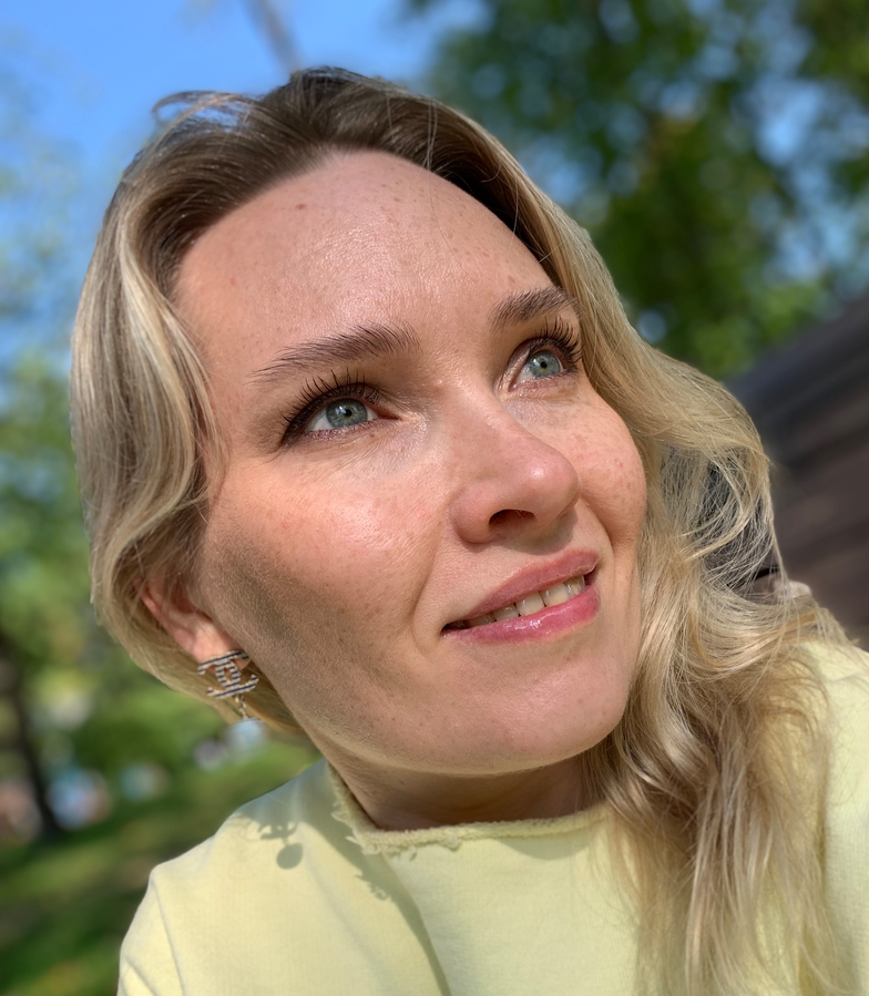 полный образ, Guerlain KissKiss Bee Glow Медовый 309, без карандаша