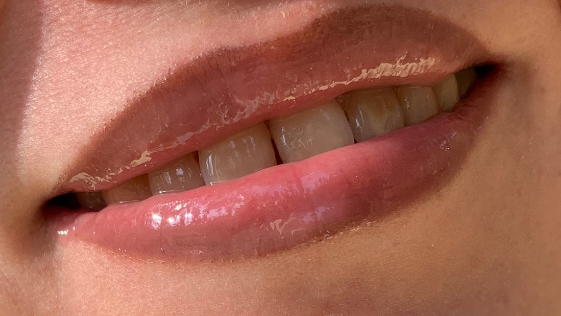 Guerlain KissKiss Bee Glow Медовый 309 с карандашом Miss tais 776