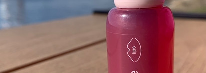 Провал Divage, тинт kiss & stay Berry Delight 04