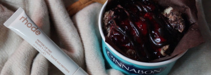 Булочка с корицей как объект желания - лимитированный тинт для губ Rhode peptide Lip Tint Cinnamon Roll