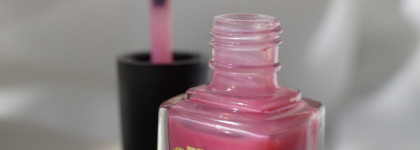 Кисель из свежих ягод и эффект стекла в лаке "Венди" от Scriptor