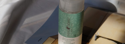 Демакияж с заботой о реактивной коже вместе пенкой и мицелярной водой от Russo Fabelo