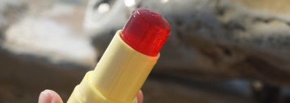 Новинка этого лета - тинт-желе для губ и щёк «Jelly Roger» от Beauty Bomb в оттенке 03 "Coral Heart"