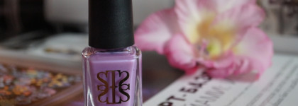 Сиреневое желе и эффект стекла на ногтях - идеальный нюд в лаке Аями от Scriptor