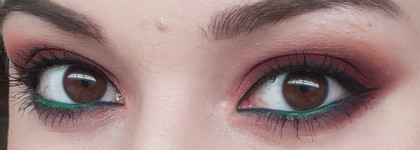 Супер стойкий карандаш от NYX slide on pencil в оттенке Esmeralda 06