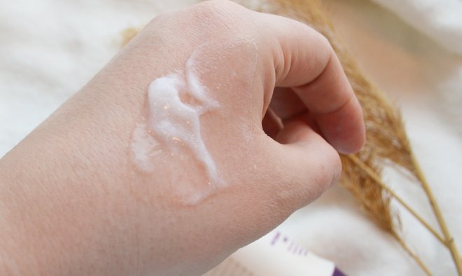 Aussie 3 Minute Miracle Moisture средство интенсивного ухода для сухих и поврежденных волос