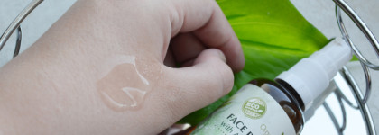 Organic Zone: отличный пилинг для лица и странный спрей для волос с эффектом ламинирования