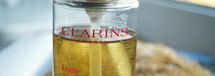 Clarins Huile Très Démaquillante - Очищающее масло для любого типа кожи
